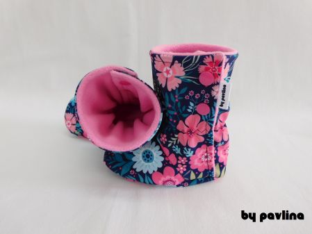 Softshellové válenky / capáčky - Modré sedmikrásky