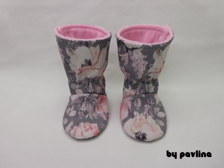 Softshellové válenky - Růže na šedé