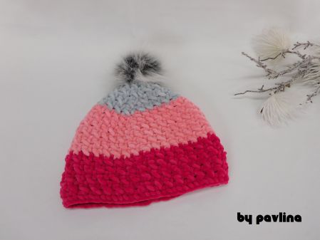 Dívčí kulíšek s bambulí - TM.R.+R.+Š. vel. 50