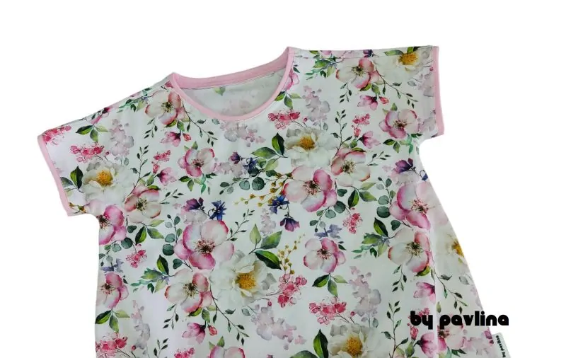 Dívčí balonkové šaty - Jabloňové květy na bílé