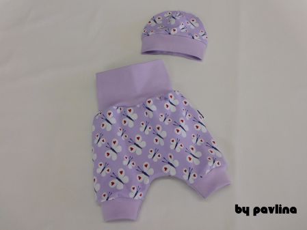 Dívčí klasická čepice s lemem - Motýlci