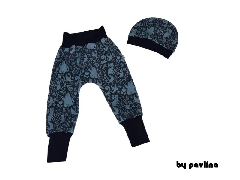 Dětská čepice s lemem - Zvířátka na tm. modré