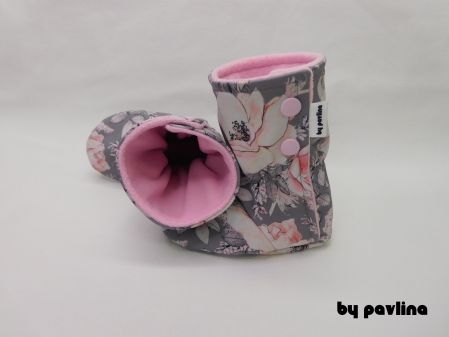 Softshellové válenky - Růže na šedé