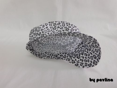 Dívčí kšiltovka - Šelma