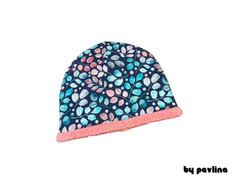 Dívčí zimní klasická čepice - Lístečky a bobulky