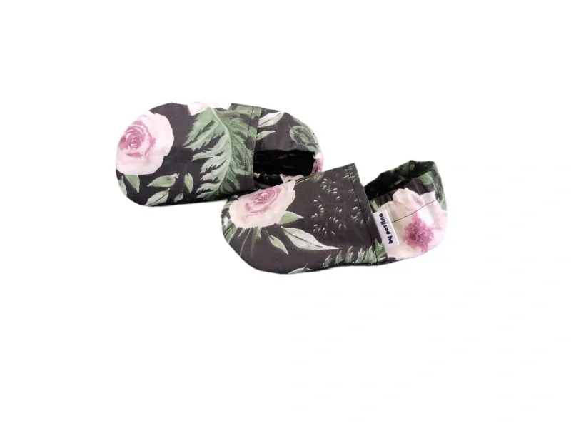 Dívčí capáčky s protiskluzem - Zahrádka